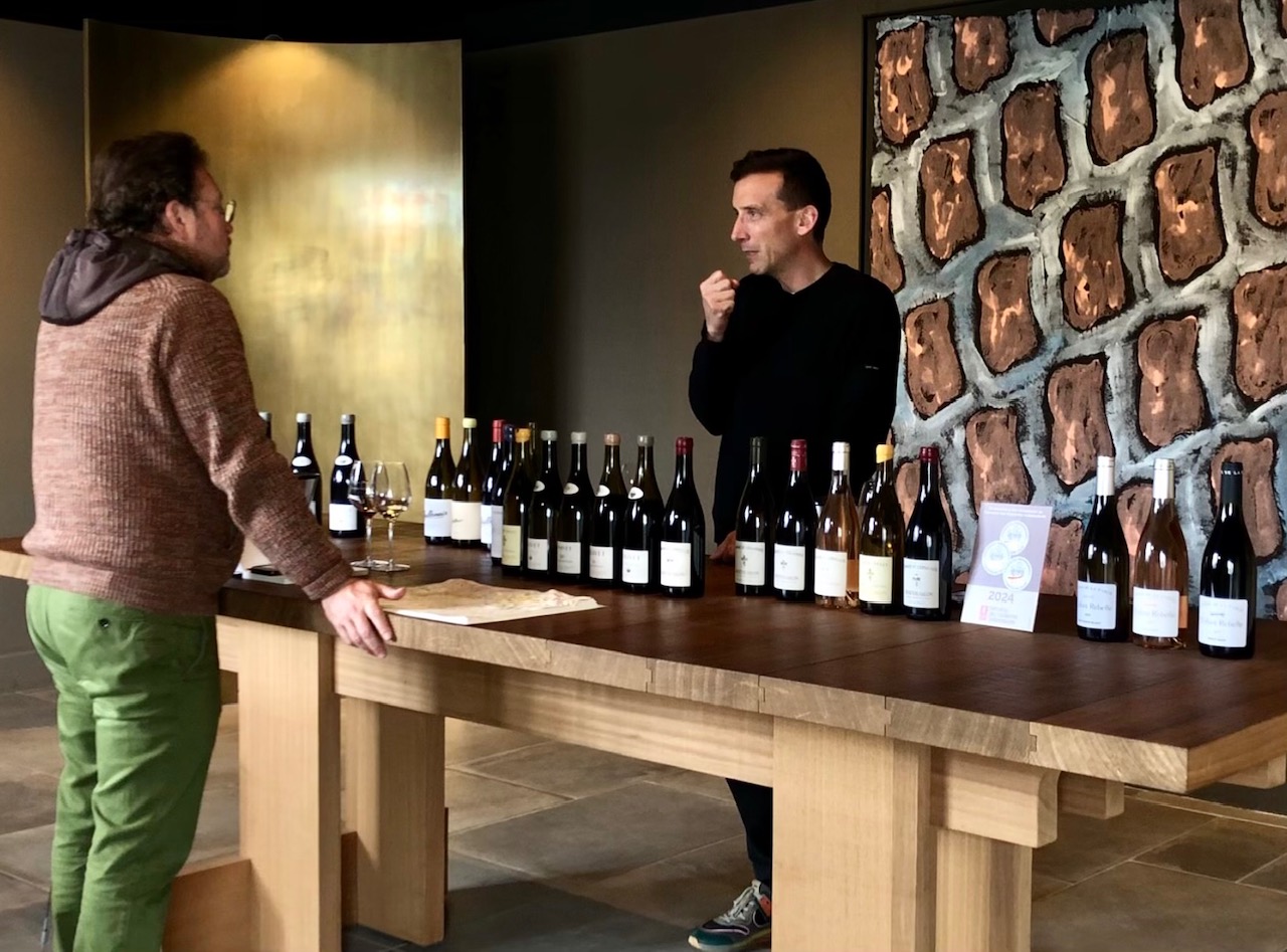 [COMPLET] 20240425_DEGUSTATION_AG_Menetou_Salon_AntoineDeLaFarge_4_Cave_Parcours.mp4.smil