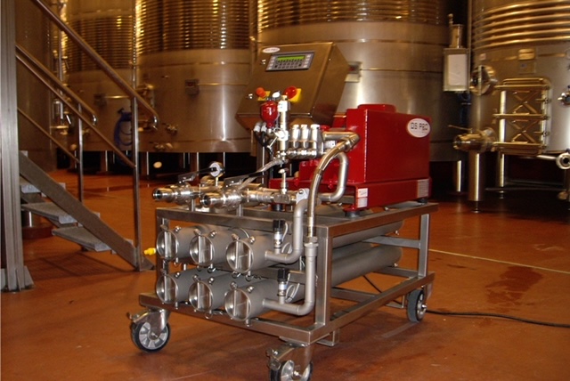 La désalcoolisation du vin est-elle une réponse à la crise viticole ?
