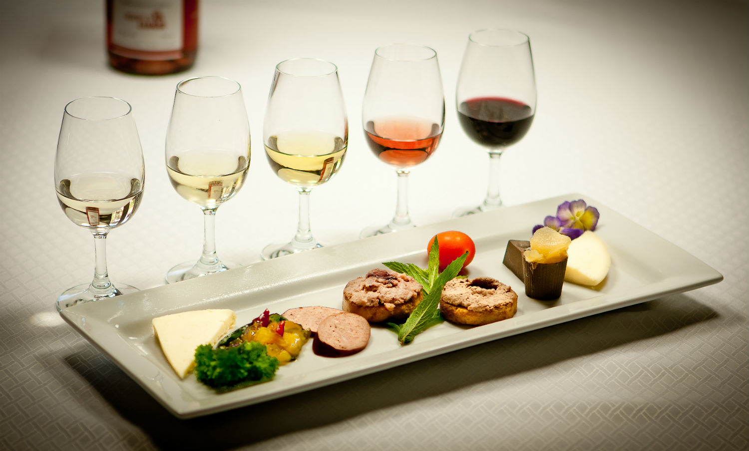 Couleurs des mets et des vins, jouez-les coordonnées !